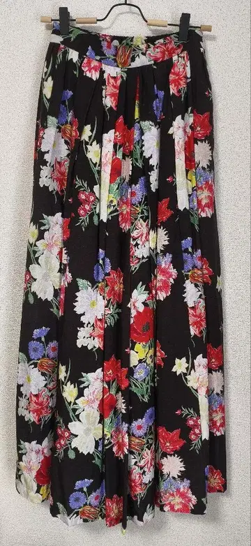 케이타 마루야마*Wild Flower print 스커트