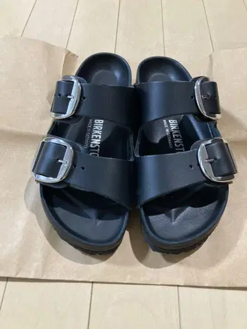[별주] BIRKENSTOCK 유나이티드 애로우즈 애리조나 샌들 35