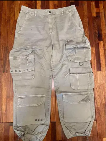 ZARA 워크 팬츠 멀티 포켓 부착 카키색 XL 사이즈