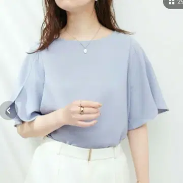 natural couture 플레어 슬리브 반팔 탑