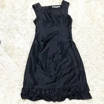 Jane Marple! 블랙 원피스! 프릴 원피스