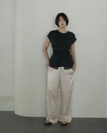 이번 시즌 anuke Linen Cachecoeur Tops 안누크