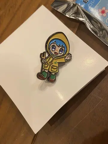 이탈리아 파빌리온 루체 짱 핀 배지