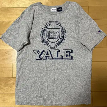 Champion 리버스 위브 Yale 대학교 티셔츠