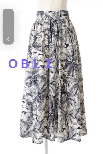 *OBLI 오블리 롱 플레어 스커트*