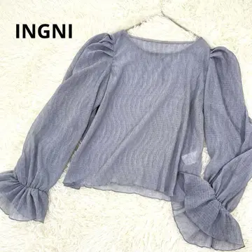 INGNI 잉그 시어 셔링 블라우스 볼륨 소매 비침