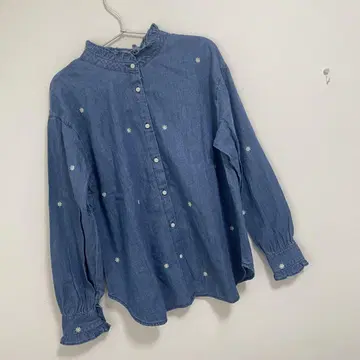 코엔 플라워 자수 2WAY 데님 블라우스