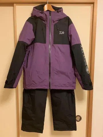 GORE-TEX 버사 타일 윈터 수트