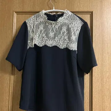 라토타리티 네이비 반팔 상의