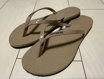 havaianas 메탈릭 샌들 러버 비치 샌들 베이지