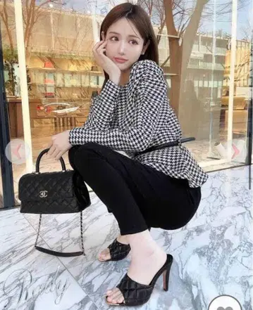 Rady 블랙 샌들 퀼팅 디자인 새상품급 S 사이즈