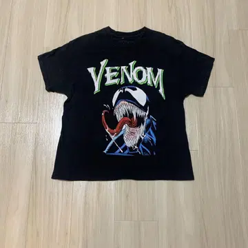VENOM 크롭 티셔츠 마블