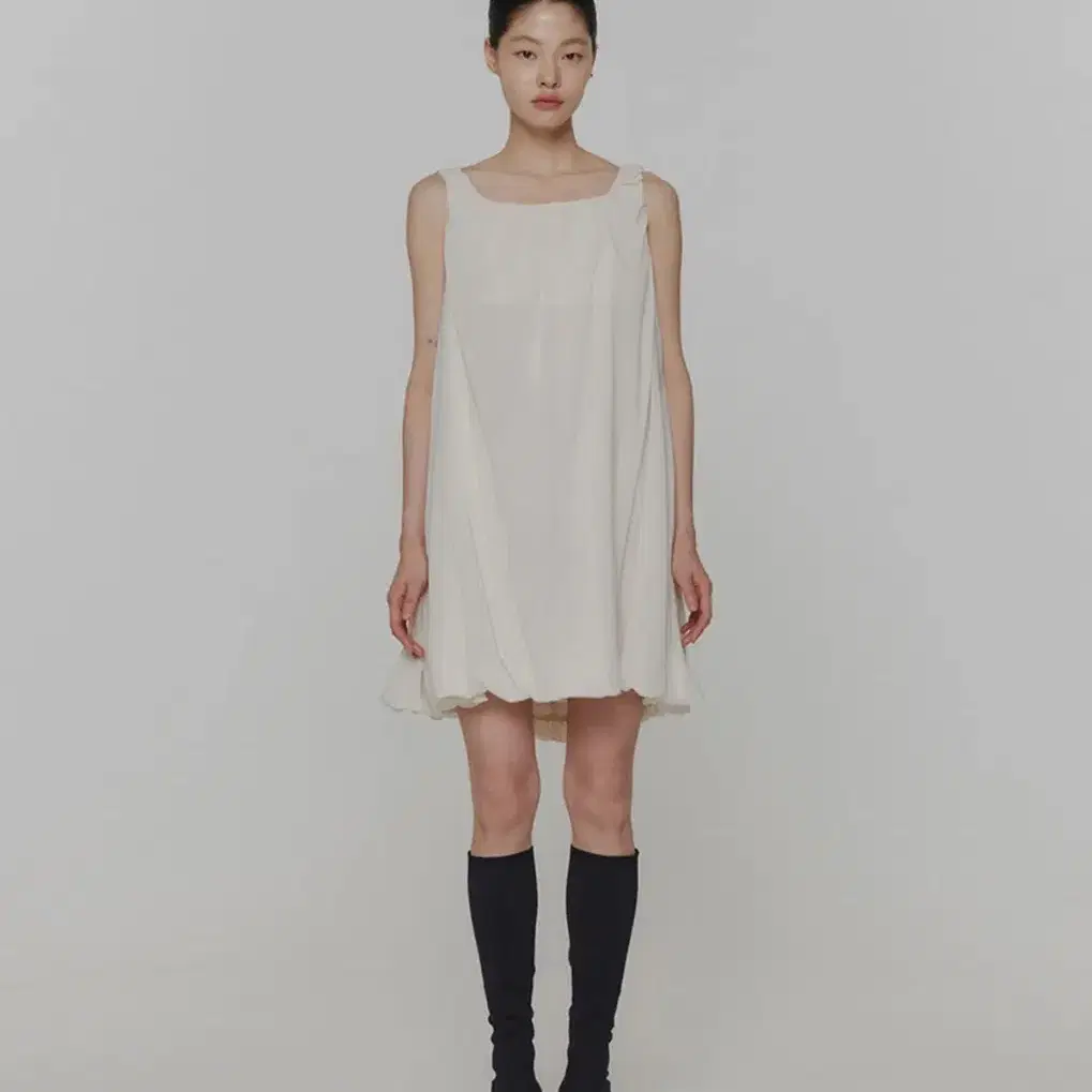 AMOMENTO | 아모멘토 jennie ONEPIECE #아모멘토,#제니,#럭키
