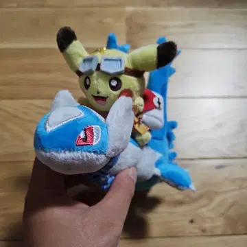 피카츄 라티오스 봉제 인형 키링