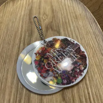 Mrs. GREEN APPLE 컴팩트 거울 키링