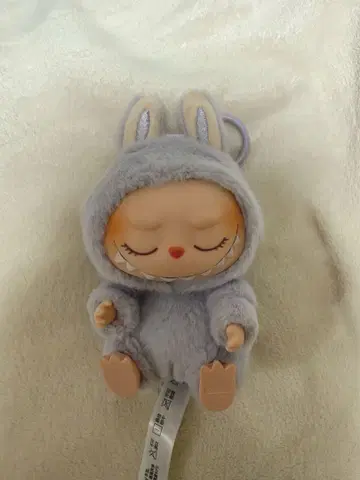 POPMART LABUBU 러브부 앉아보세요 ZIZI