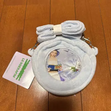 채원 르세라핌