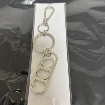 CDL TOKYO POP UP STORE 키 체인