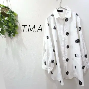 T.M.A 블라우스 화이트 흑백 자수 셔츠 튜닉