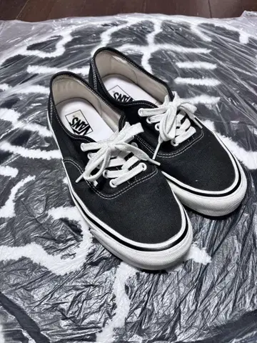 반스 어센틱 애너하임 vans 44DX 블랙 27.5cm