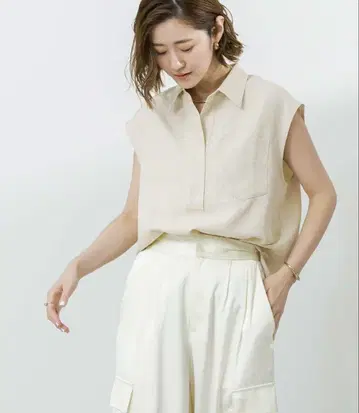 유어즈 린넨 라이크 프렌치 슬리브 스키퍼 블라우스 아이보리