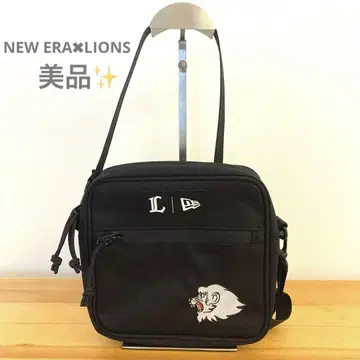 NEW ERA LIONS 콜라보 상품 블랙 숄더백 [ 새상품급 ]