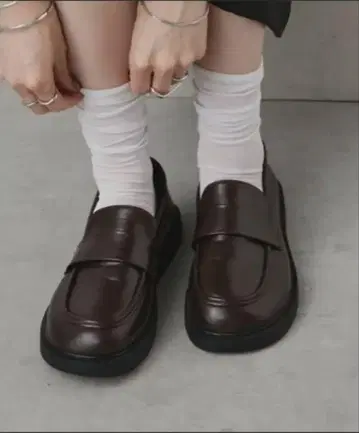 로퍼 / Aunt Marie's