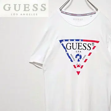 스테디셀러 모델 GUESS 게스 프론트 빅 로고 화이트 반팔 티셔츠