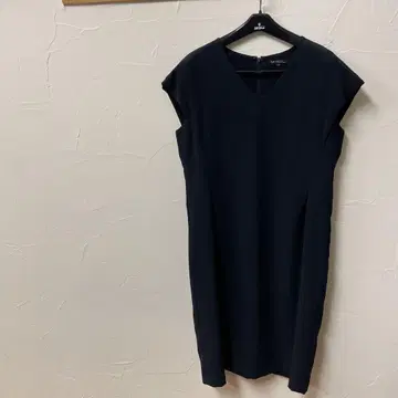 23구 네이비 원피스 38호 새상품급