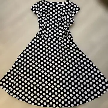 Dressystar 폴카 도트 플레어 드레스