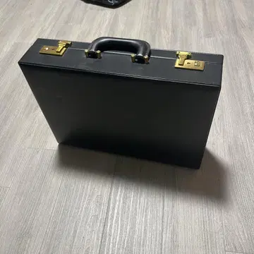 아타셰케이스