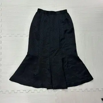 머메이드 스커트 블랙 플레어 스커트 레오파드 무늬 예쁜 가을 겨울 데이트
