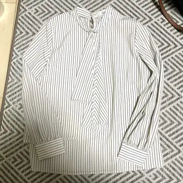 인덱스 보타이 블라우스 컨디션 최상 M