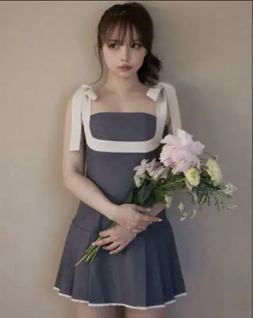 andmary Chuchu pleats ribbon dress gray