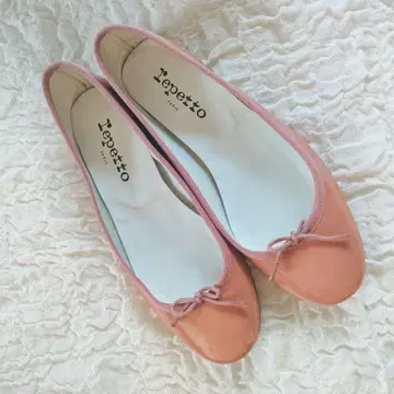 repetto 플랫 에나멜 발레 슈즈 핑크 베이지