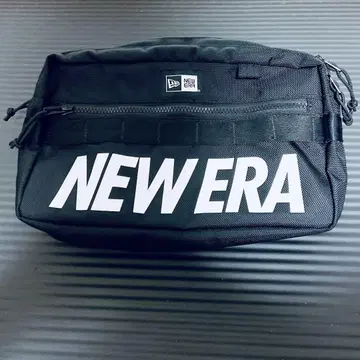 NEW ERA 스퀘어 힙색 7L