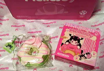Mellojoy 스퀴즈 도넛 말차와 장미 정원