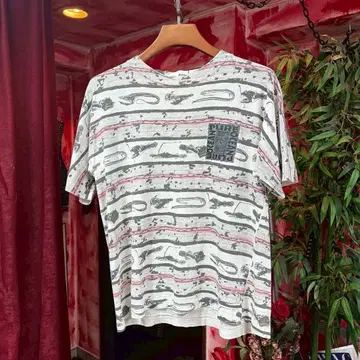 캐주얼 스트라이프 티셔츠 vintage design tee