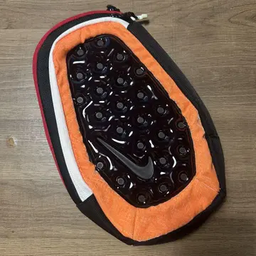 나이키 웨스트 파우치 백