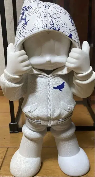 STAPLE Astro boy 철완 아톰 toyqube White