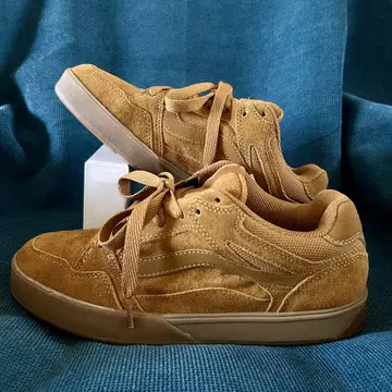 VANS 스니커즈