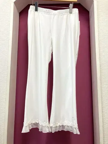 슈퍼뷰티 완판! 신상 밑단 프릴 썸머 하이텐션 크롭 팬츠