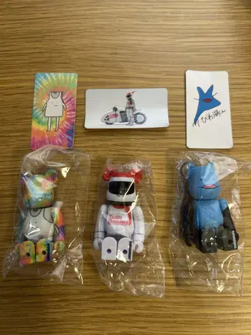 BE@RBRICK 야바이T셔츠야상 비와호 군 Team Ikuzawa