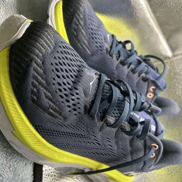 [미사용 새상품] HOKA ONE W CLIFTON EDGE 8 25.0