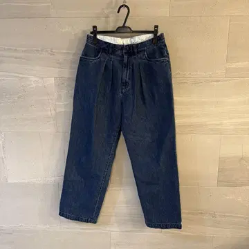 FARAH / Two Tuck Wide Tapered Pants 32