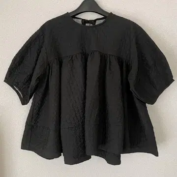 새상품급 엠보 자카드 볼륨 블라우스 백리본 상의 빅사이즈