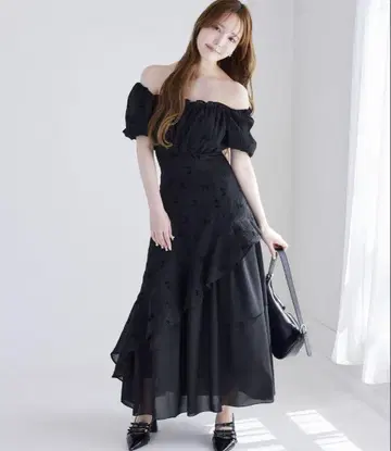 일레헴 티어드 롱 원피스