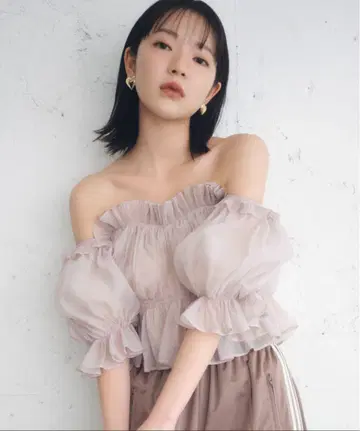SNIDEL 개더 오프숄더 블라우스 핑크 미사용 새상품