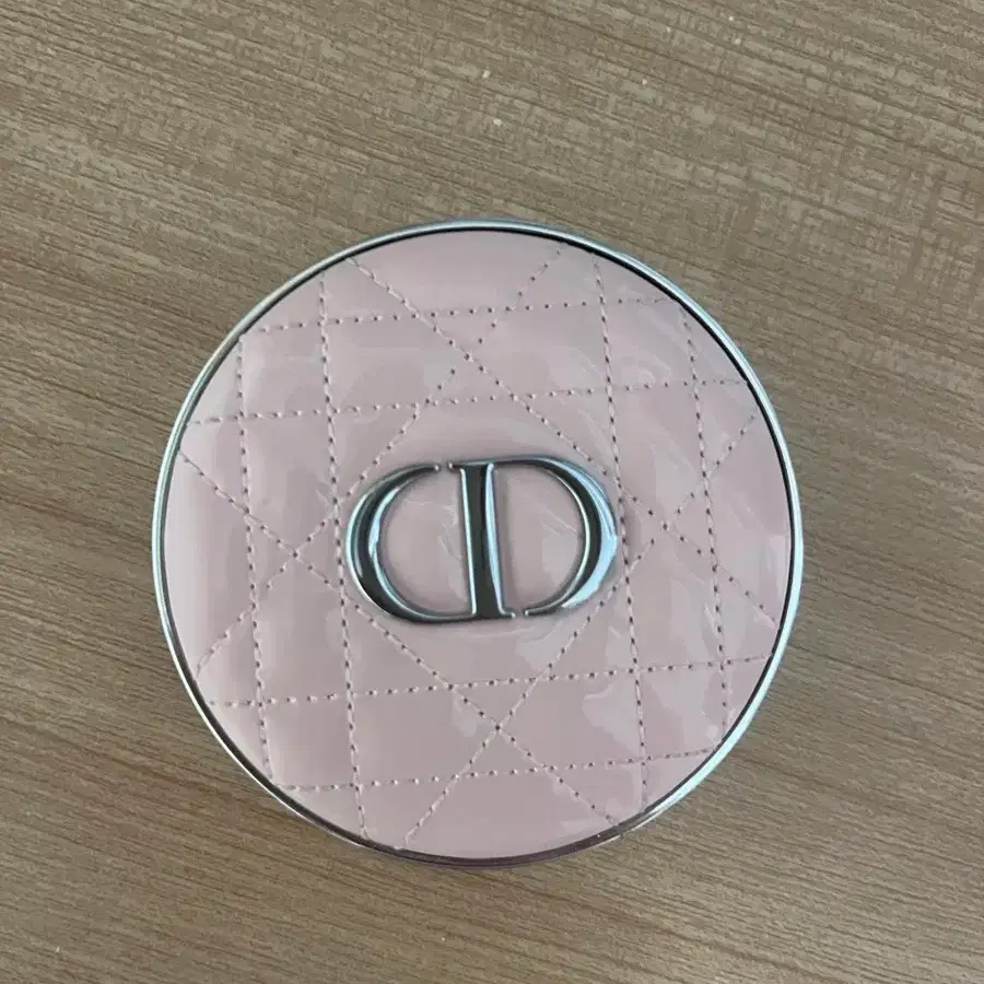 Hydra Glow Mesh Cushion 0.5N