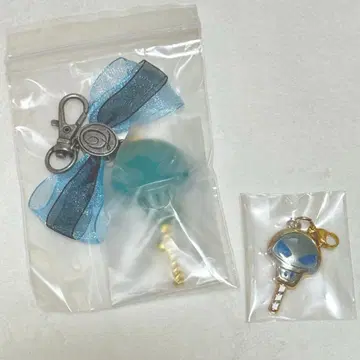 Q-pot. 트위스티 구미 캔디 백 참 이데아 이그니 하이드